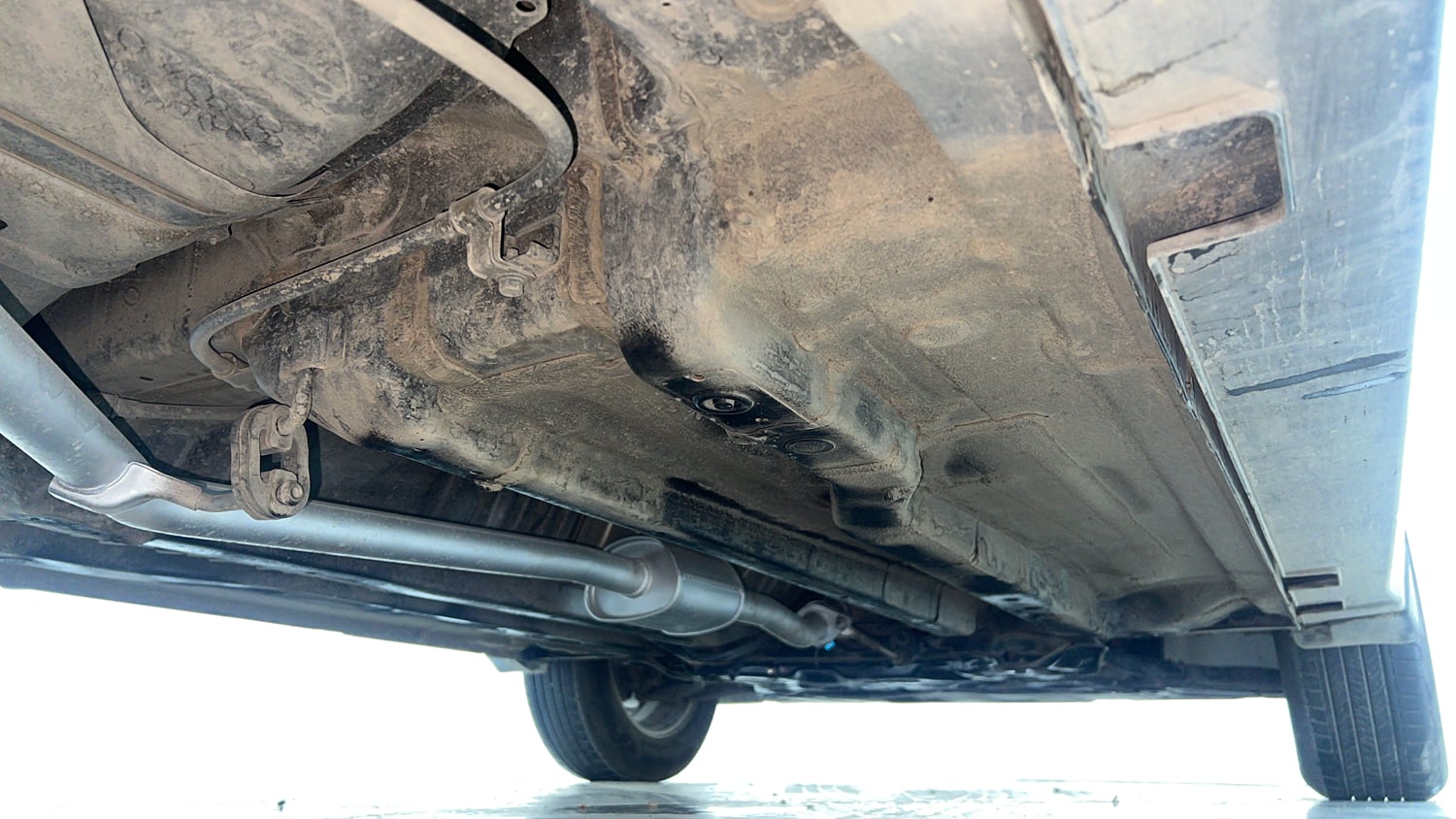 Used 2018 Hyundai Creta SX 1.6 Petrol Petrol Manual extra REAR RIGHT UNDERBODY VIEW