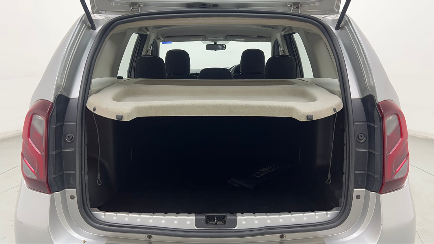 Used 2021 Renault Duster RXS 1.3 Turbo Petrol MT Petrol Manual interior DICKY INSIDE VIEW
