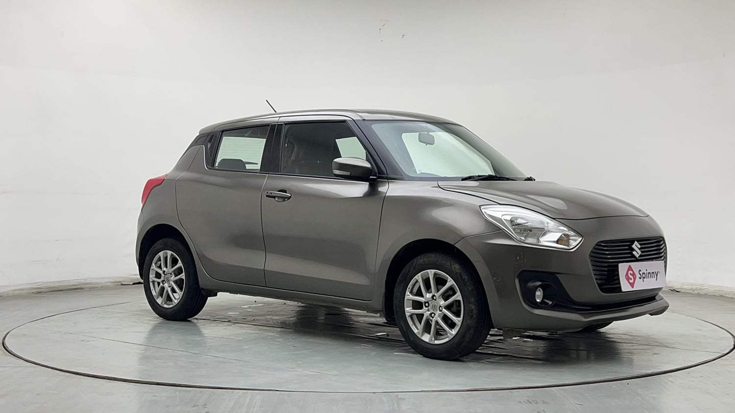 Used 2019 Maruti Suzuki Swift ZXi AMT Petrol Automatic exterior RIGHT FRONT CORNER VIEW