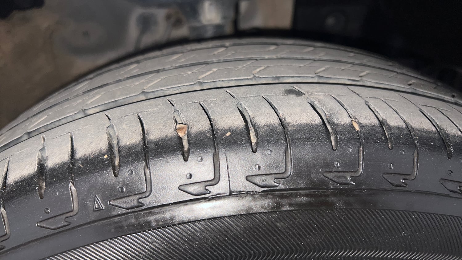 Used 2017 Honda City VX CVT Petrol Petrol Automatic tyres RIGHT FRONT TYRE TREAD VIEW