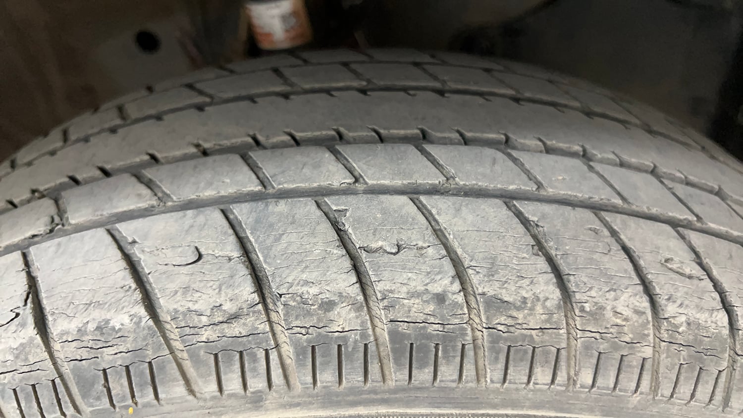 Used 2019 Honda Amaze 1.2 S MT Petrol Petrol Manual tyres RIGHT FRONT TYRE TREAD VIEW