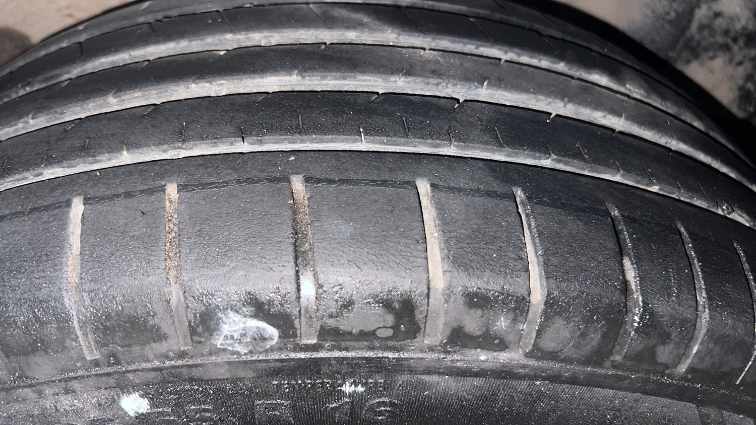 Used 2018 Skoda Rapid Style 1.6 MPI AT Petrol Automatic tyres LEFT REAR TYRE TREAD VIEW
