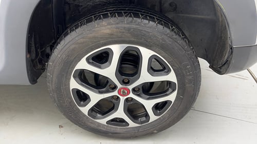 Used 2021 Renault Duster RXS 1.3 Turbo Petrol MT Petrol Manual tyres LEFT REAR TYRE RIM VIEW