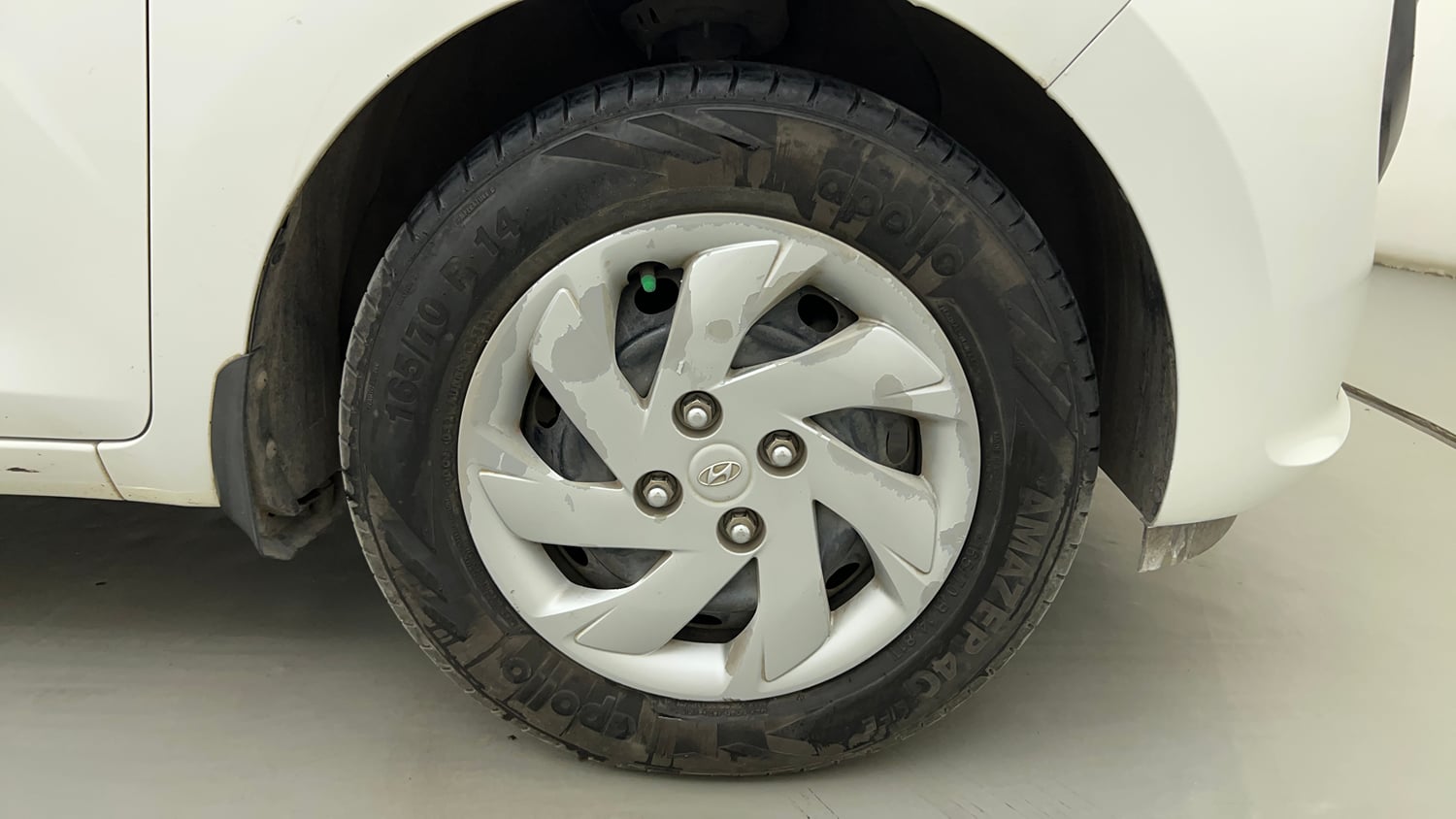 Used 2020 Hyundai Santro Sportz CNG Cng Manual tyres RIGHT FRONT TYRE RIM VIEW