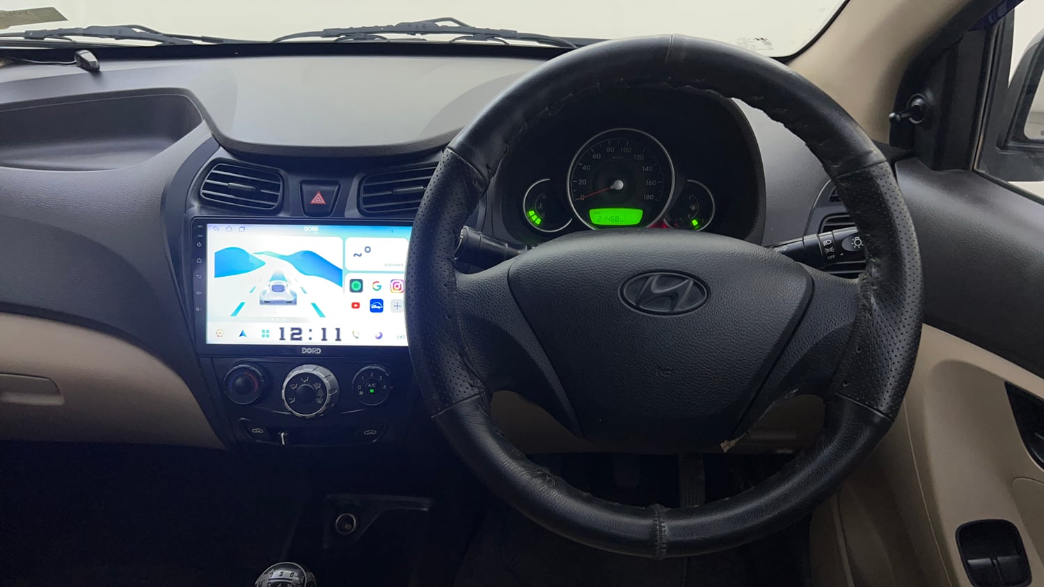 Used 2014 Hyundai Eon Magna + Petrol Manual interior STEERING VIEW