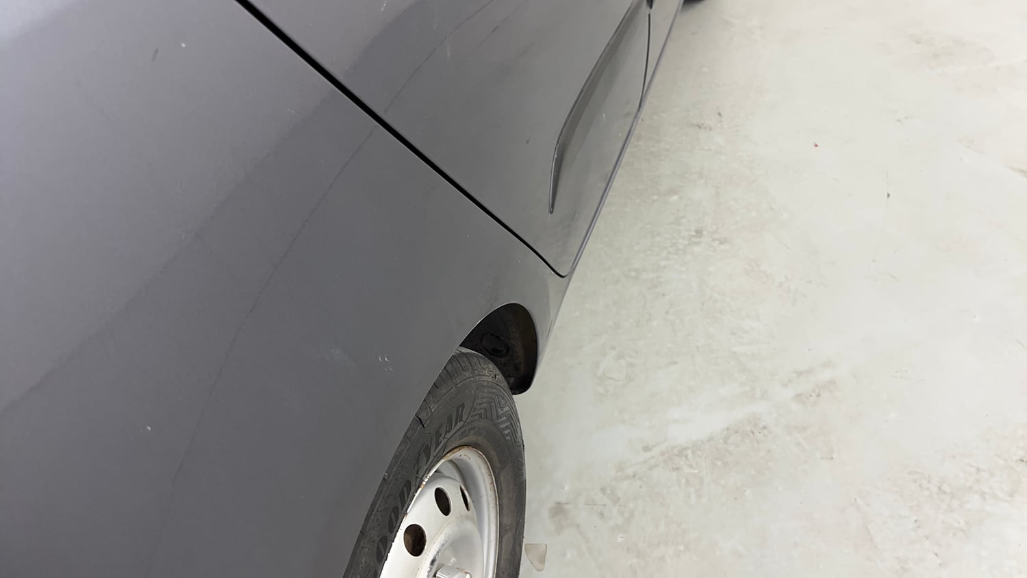 Used 2015 Hyundai i10 Magna 1.1 iRDE2 Petrol Manual dents MINOR SCRATCH