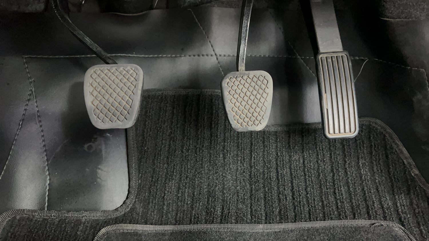 Used 2019 Honda Amaze 1.2 S MT Petrol Petrol Manual interior PEDALS VIEW