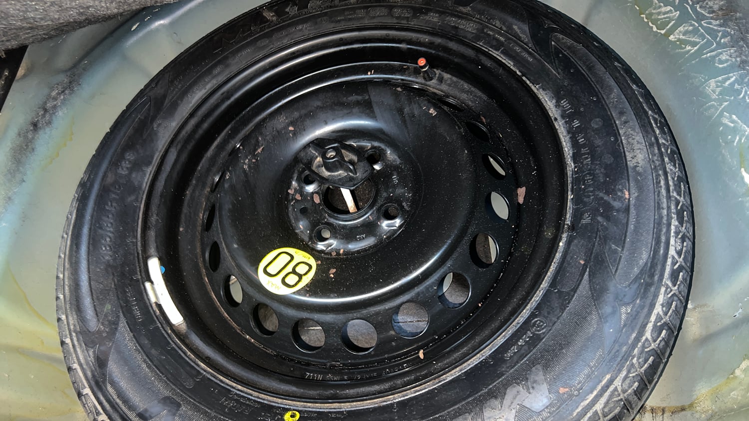 Used 2018 Maruti Suzuki Baleno Alpha 1.2 Petrol Manual tyres SPARE TYRE VIEW