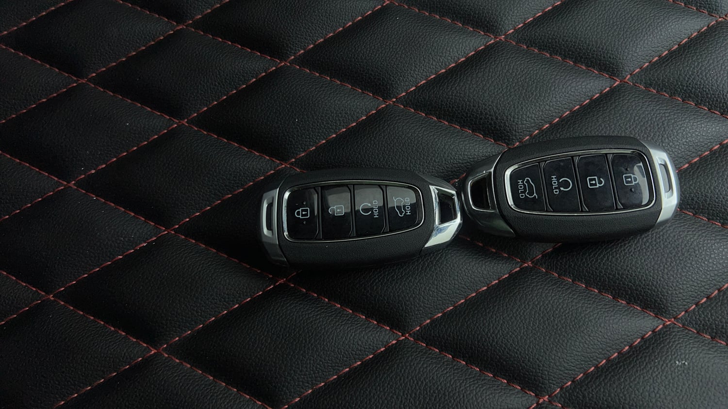 Used 2024 Hyundai New i20 Asta (O) 1.2 IVT Petrol Automatic extra CAR KEY VIEW
