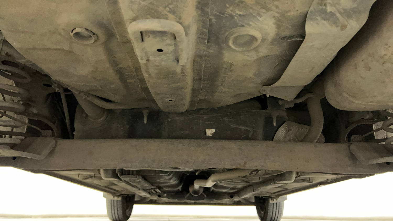 Used 2020 Hyundai Santro Sportz CNG Cng Manual extra REAR UNDERBODY VIEW (TAKEN FROM REAR)