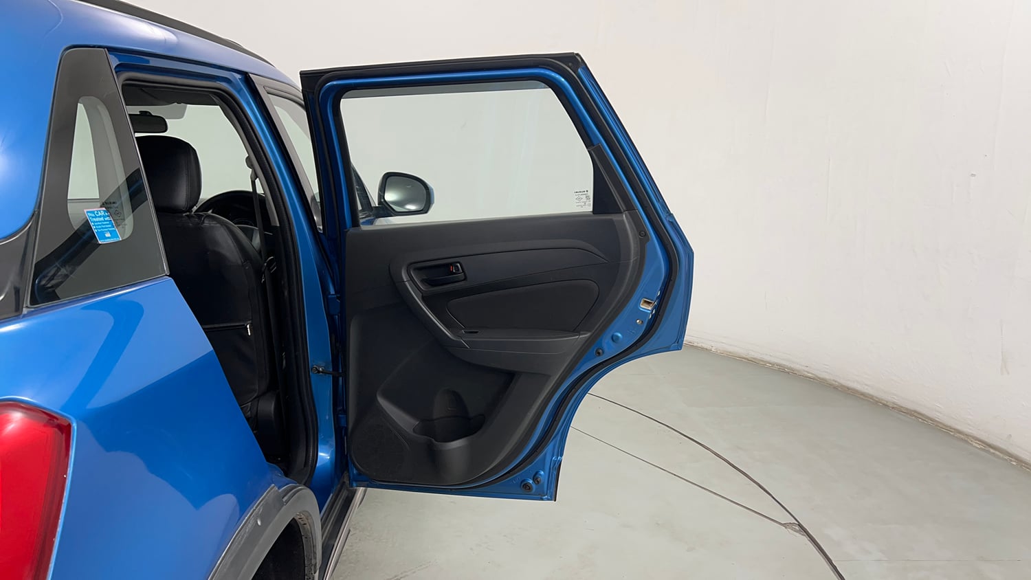Used 2017 Maruti Suzuki Vitara Brezza VDi (O) Diesel Manual interior RIGHT REAR DOOR OPEN VIEW