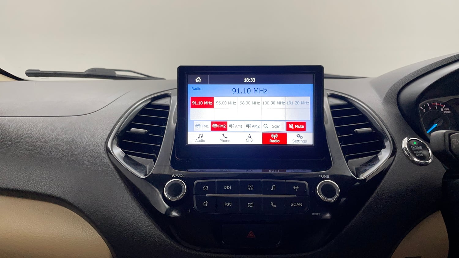 Used 2019 Ford Figo Aspire Titanium 1.2 Ti-VCT Petrol Manual interior MUSIC SYSTEM & AC CONTROL VIEW