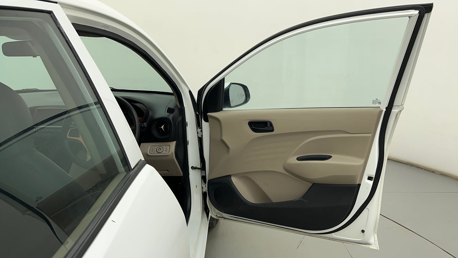 Used 2020 Hyundai Santro Sportz CNG Cng Manual interior RIGHT FRONT DOOR OPEN VIEW