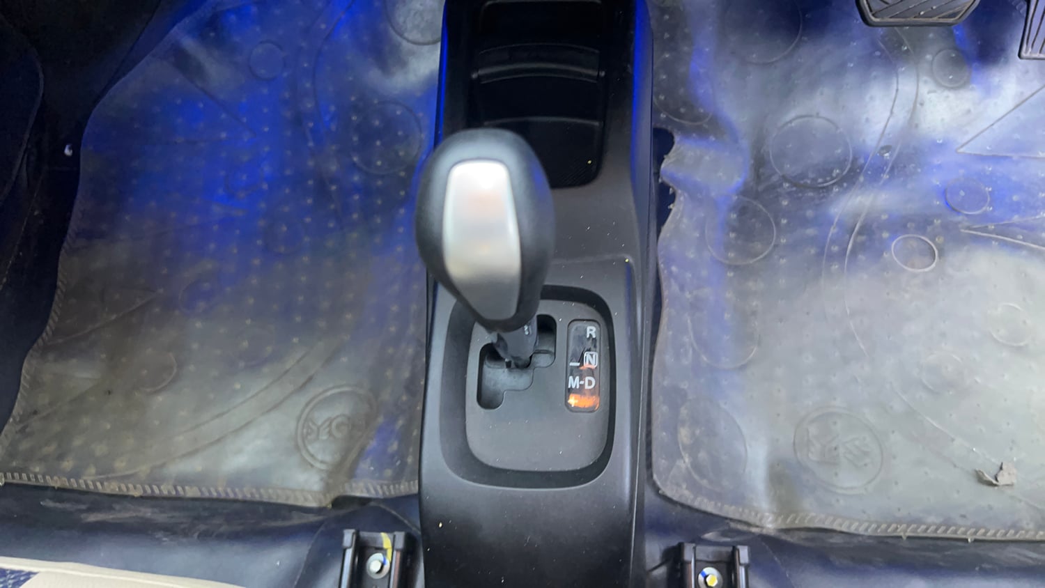 Used 2018 Maruti Suzuki Wagon R VXI+ AMT Petrol Automatic interior GEAR  KNOB VIEW
