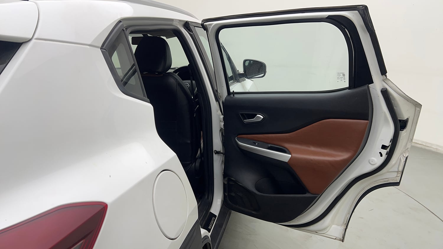Used 2021 Nissan Magnite XL Petrol Manual interior RIGHT REAR DOOR OPEN VIEW