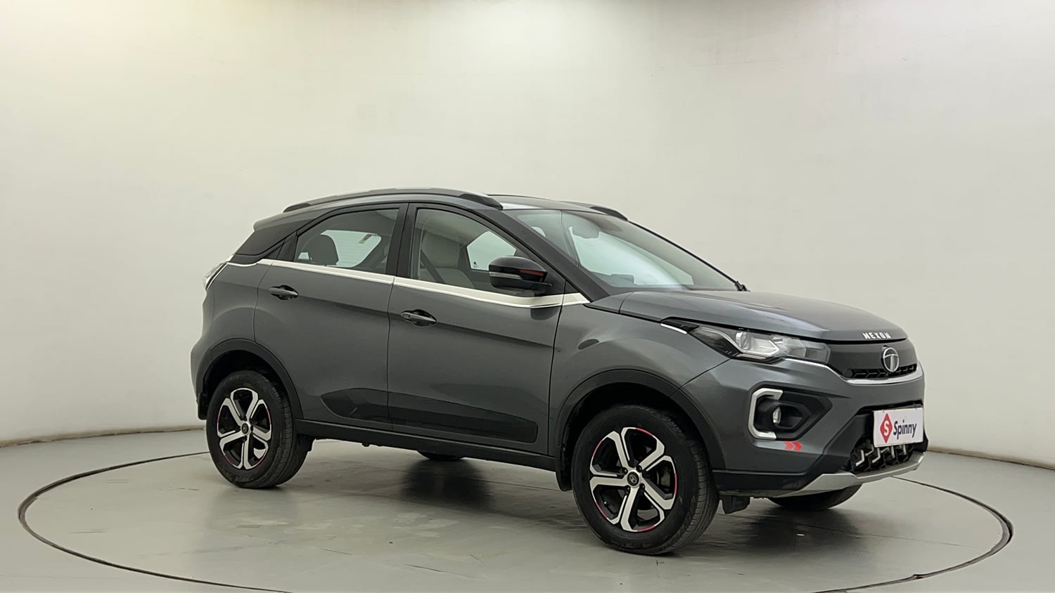 Used 2022 Tata Nexon XZA Plus (Premium) Petrol Automatic exterior RIGHT FRONT CORNER VIEW