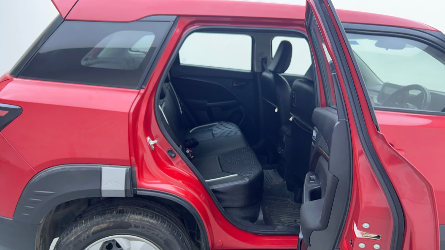 Used 2022 Maruti Suzuki Brezza Vxi AT Petrol Automatic interior RIGHT SIDE REAR DOOR CABIN VIEW