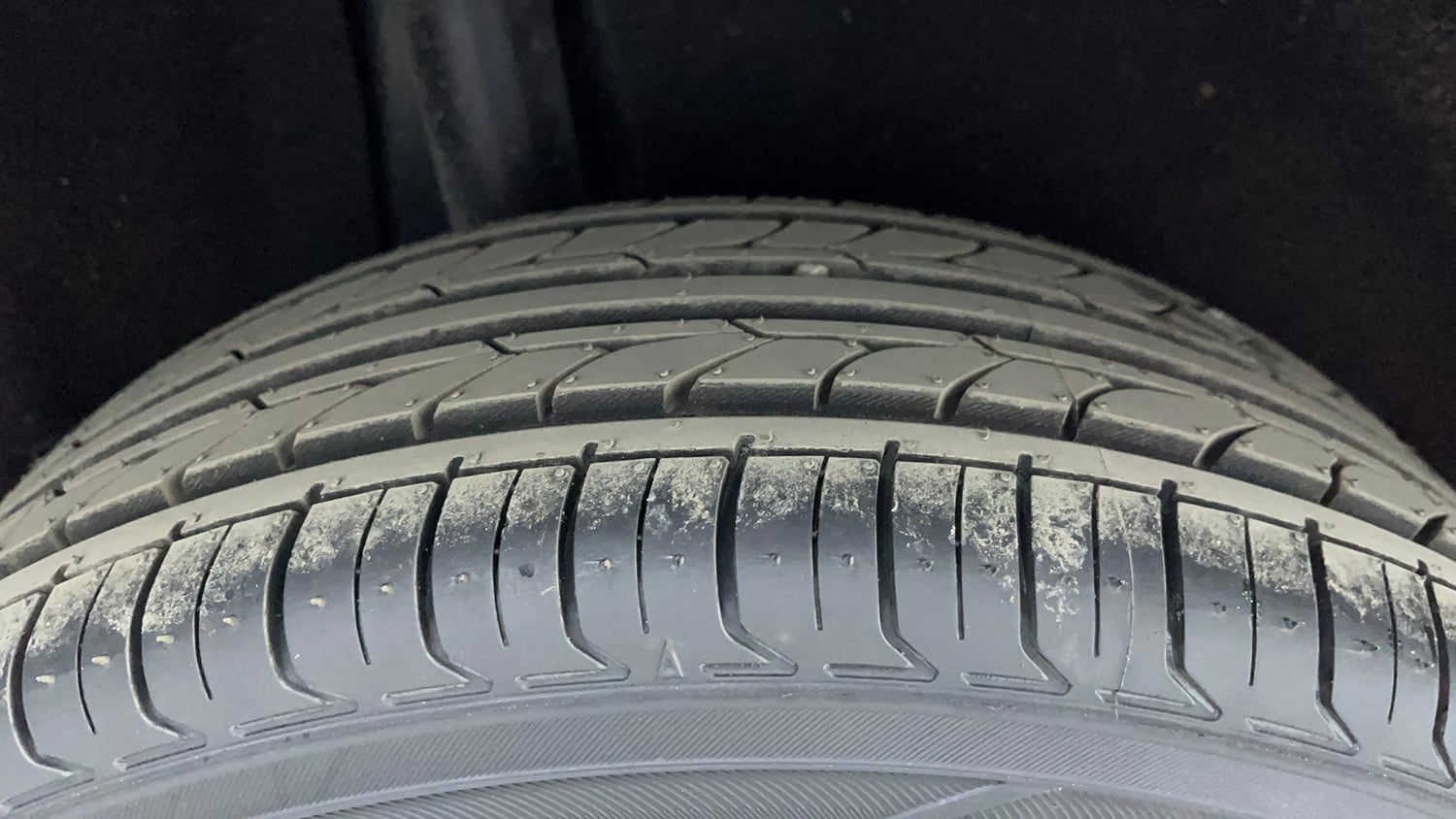 Used 2021 Maruti Suzuki Baleno Zeta Petrol Manual tyres RIGHT REAR TYRE TREAD VIEW