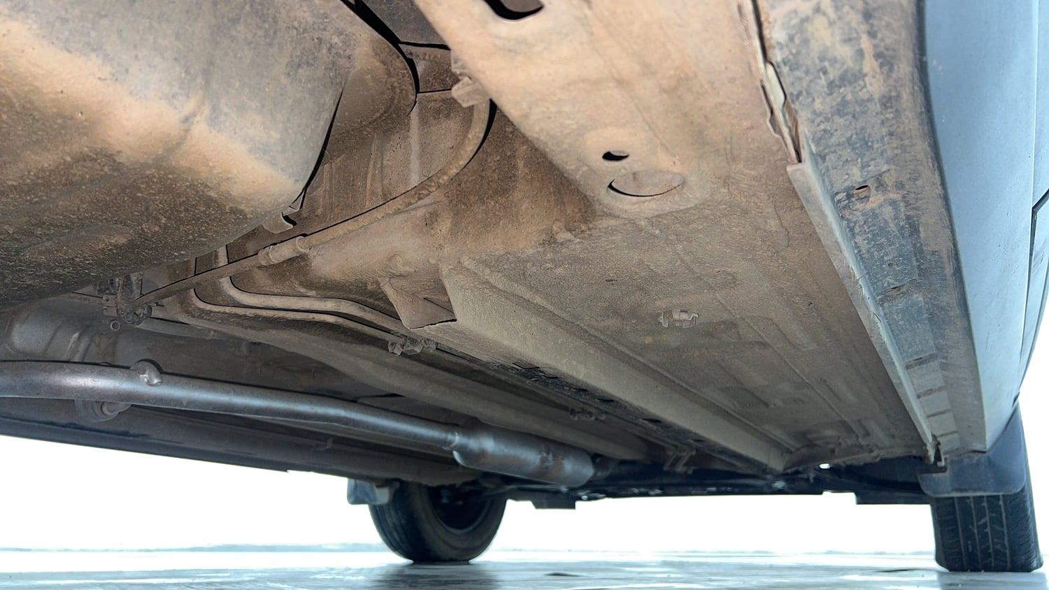 Used 2021 Nissan Magnite XL Petrol Manual extra REAR RIGHT UNDERBODY VIEW