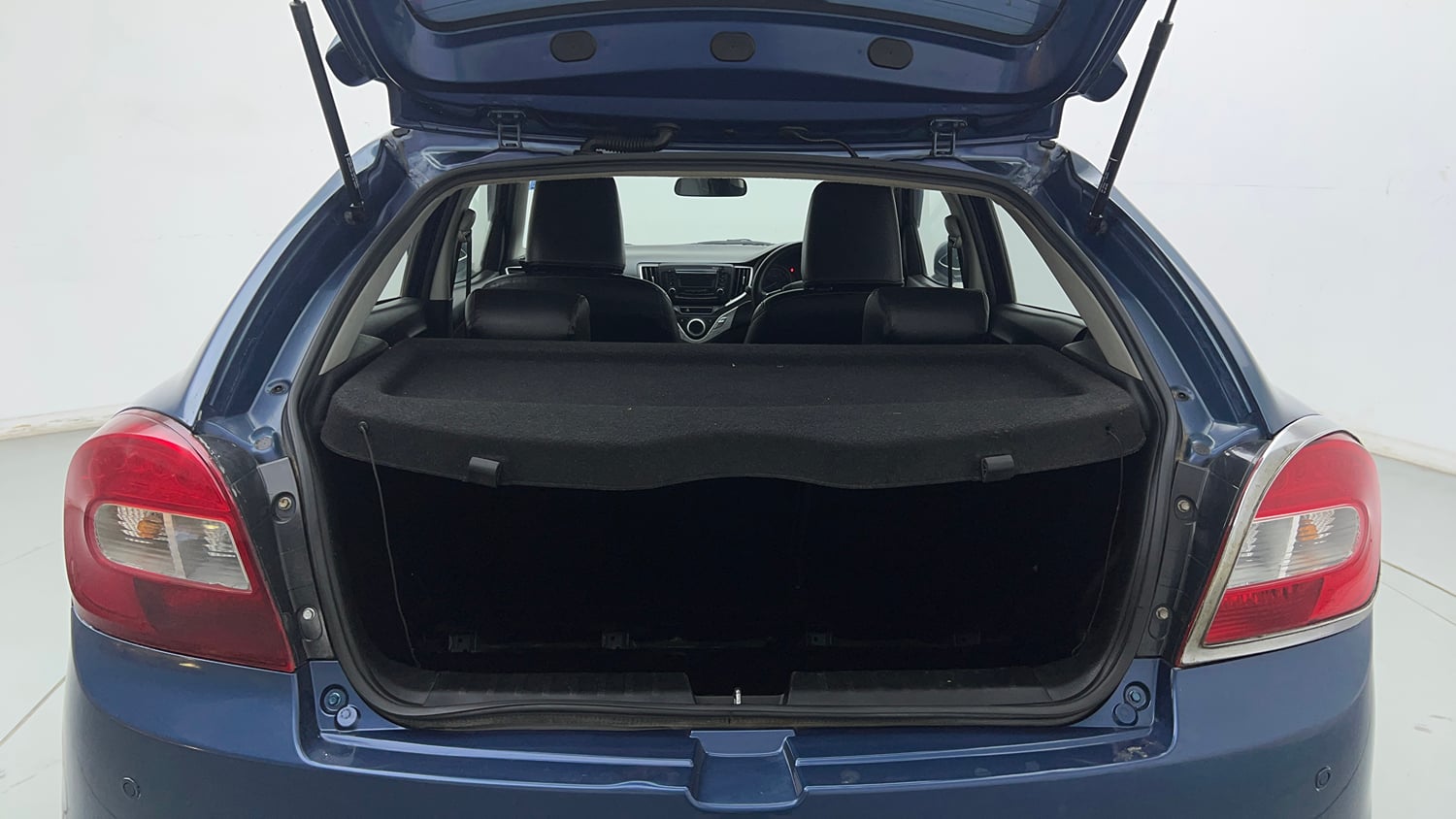 Used 2018 Maruti Suzuki Baleno Delta 1.2 Petrol Manual interior DICKY INSIDE VIEW