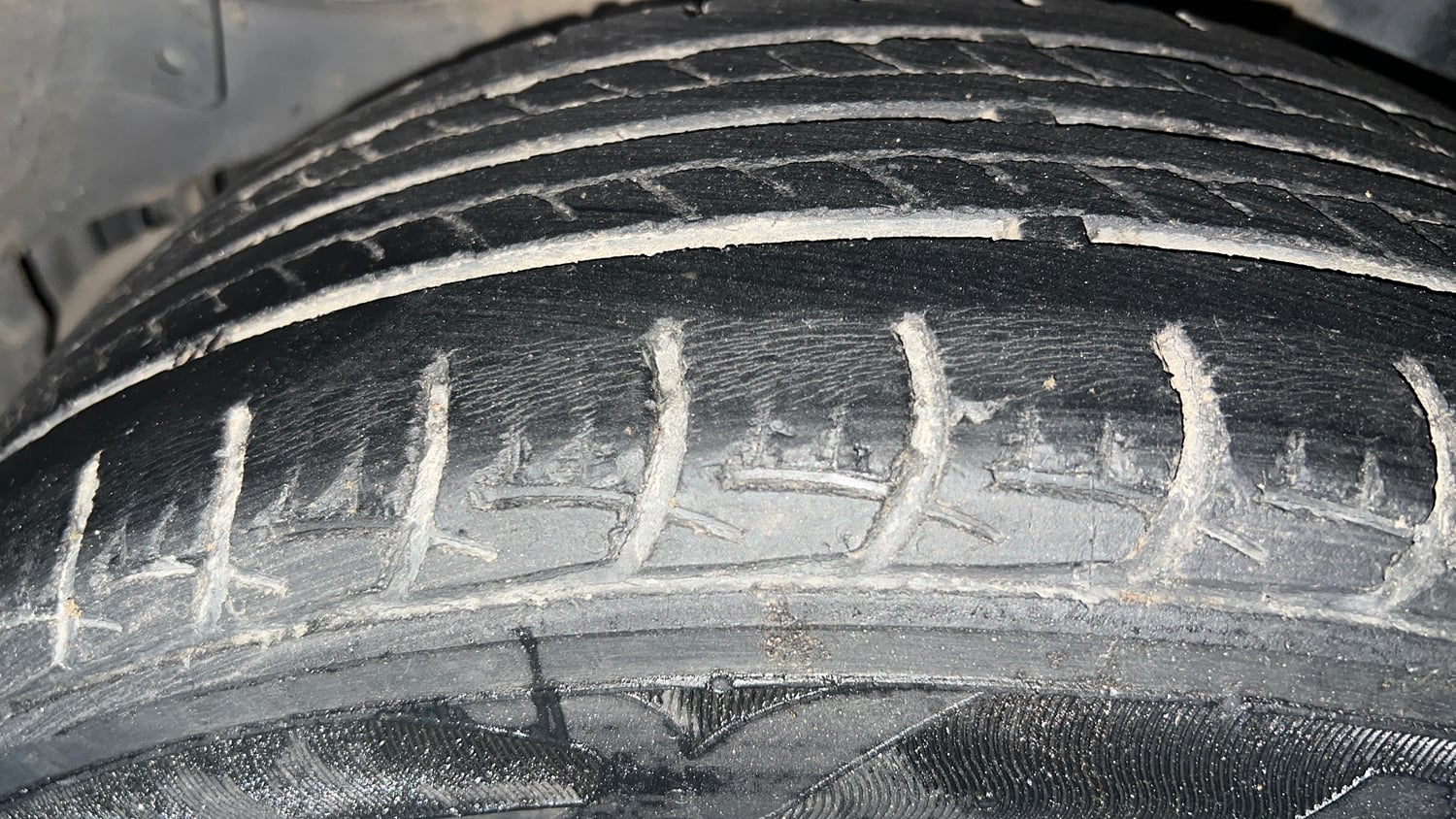 Used 2021 Honda City V Petrol Petrol Manual tyres LEFT REAR TYRE TREAD VIEW