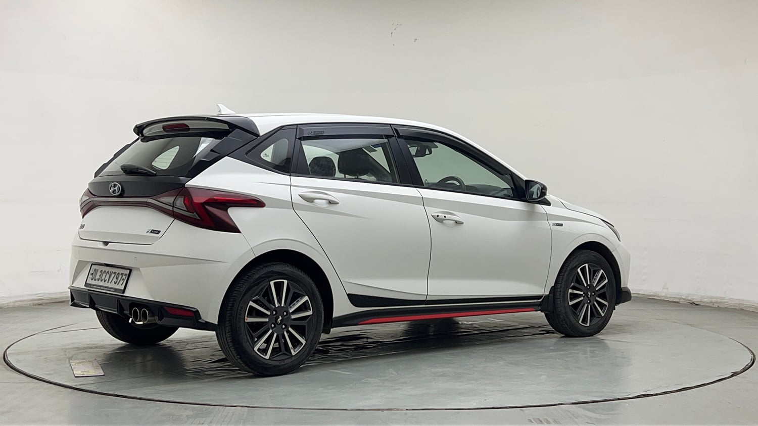 Used 2022 Hyundai i20 N Line N8 1.0 Turbo DCT Petrol Automatic exterior RIGHT REAR CORNER VIEW