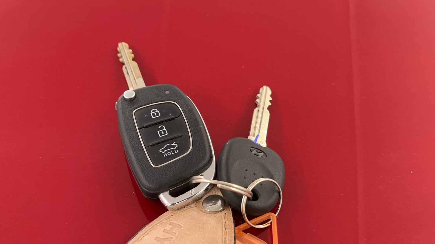 Used 2021 Hyundai Aura S 1.2 AMT Petrol Petrol Automatic extra CAR KEY VIEW