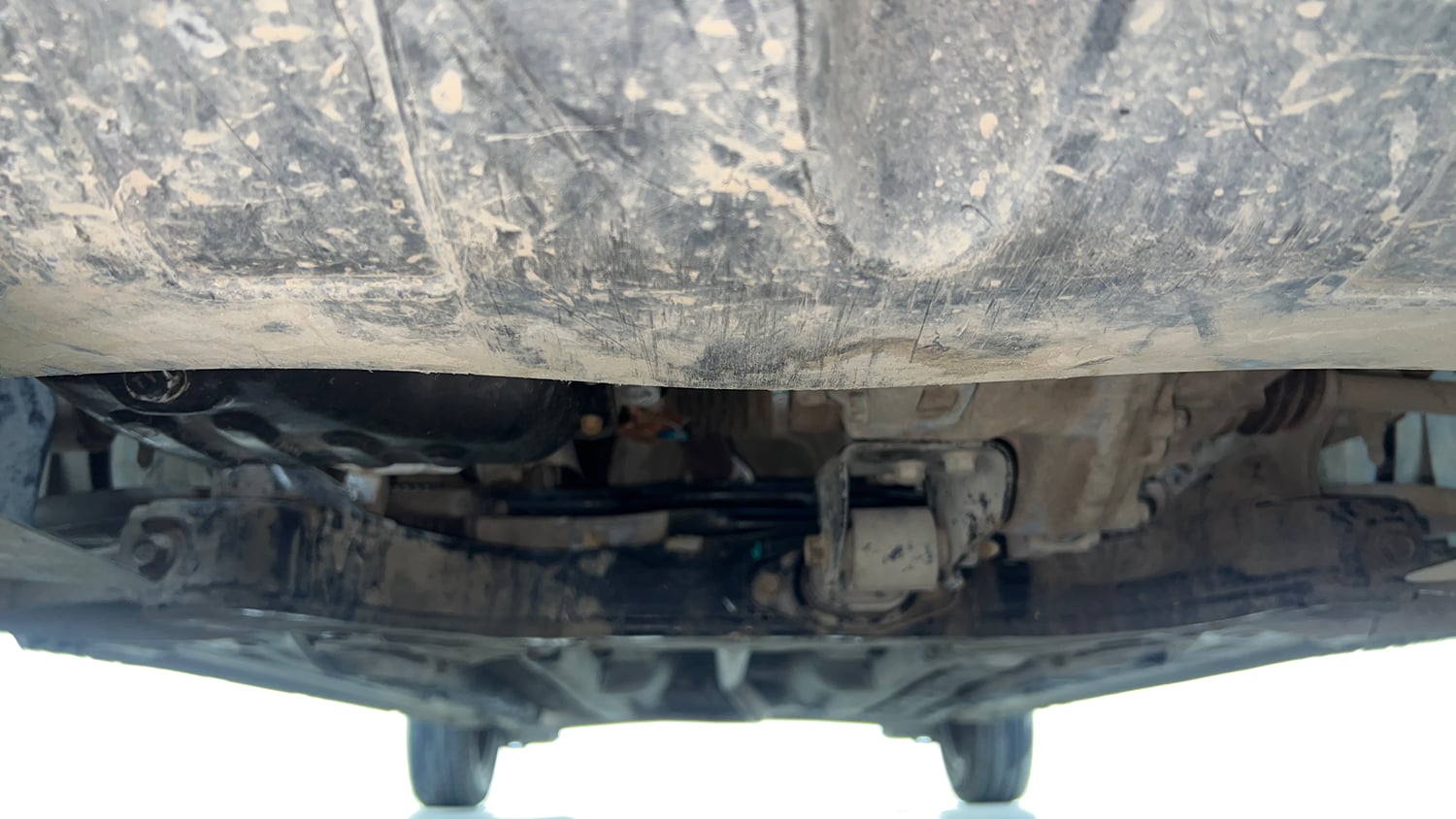 Used 2016 Hyundai Elite i20 Sportz 1.2 Petrol Manual extra FRONT LEFT UNDERBODY VIEW