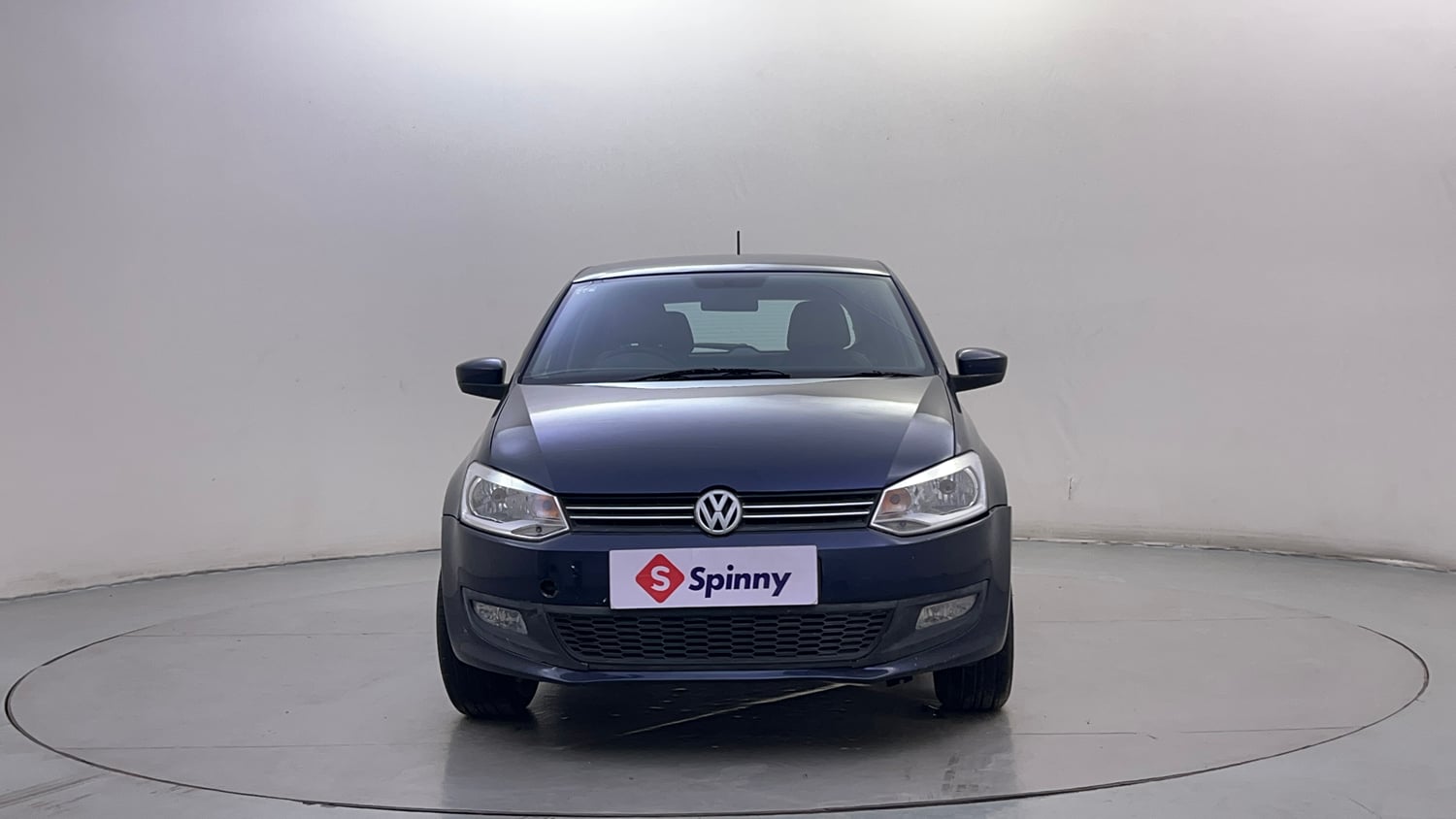 Used 2013 Volkswagen Polo Comfortline 1.2L (P) Petrol Manual exterior FRONT VIEW
