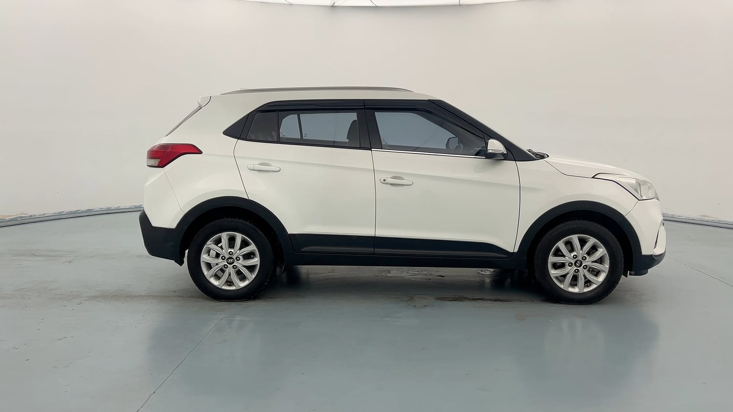 Used 2018 Hyundai Creta S 1.4 CRDi Diesel Manual exterior RIGHT SIDE VIEW