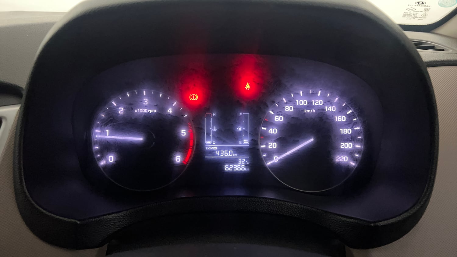 Used 2018 Hyundai Creta S 1.4 CRDi Diesel Manual interior CLUSTERMETER VIEW