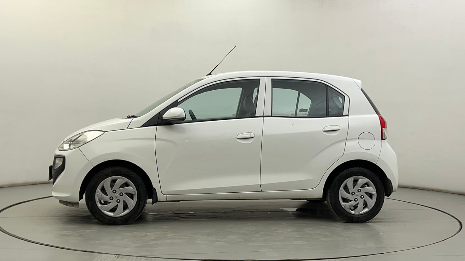 Used 2020 Hyundai Santro Sportz CNG Cng Manual exterior LEFT SIDE VIEW