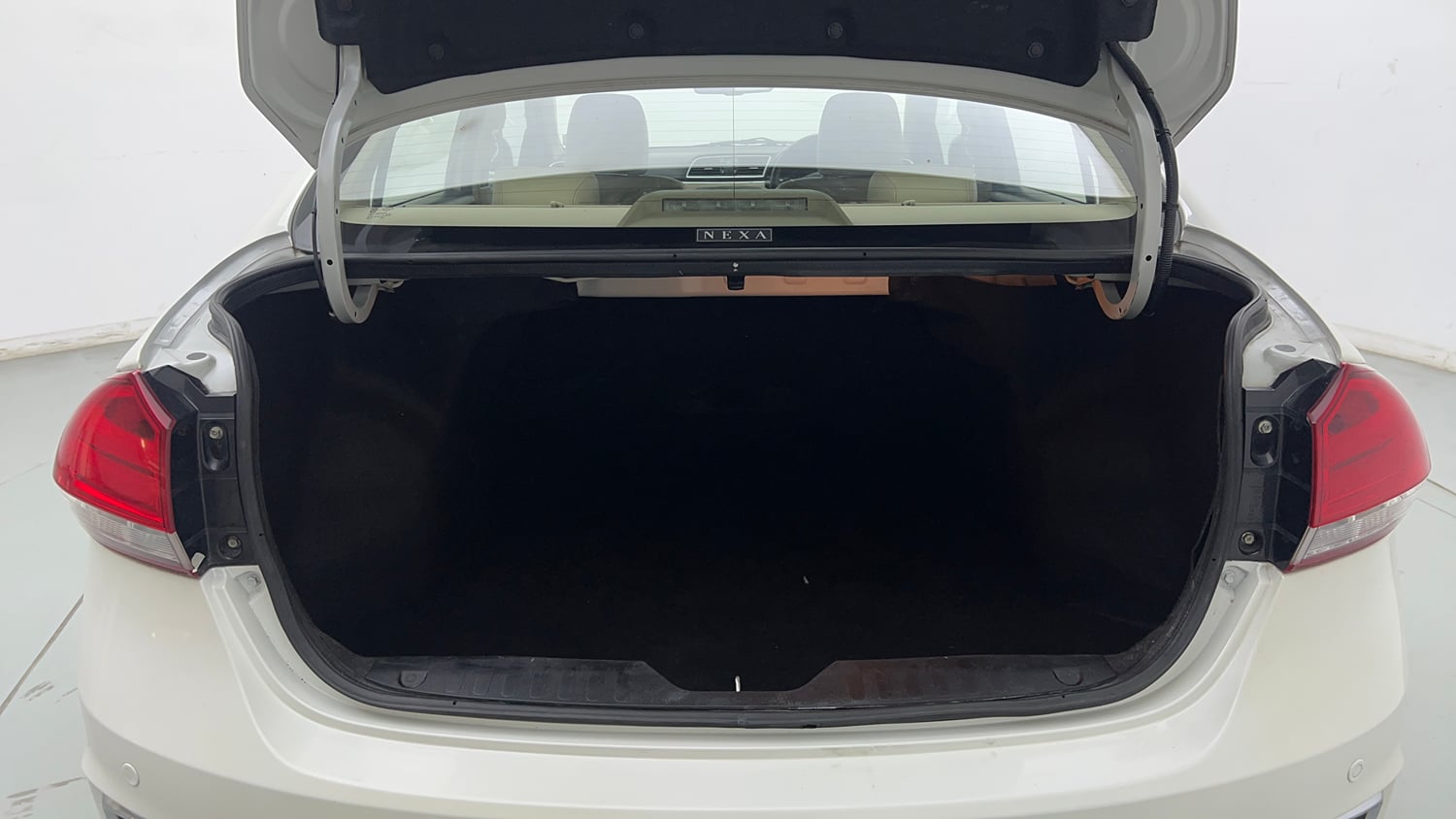 Used 2022 Maruti Suzuki Ciaz Alpha 1.5 AT Petrol Automatic interior DICKY INSIDE VIEW