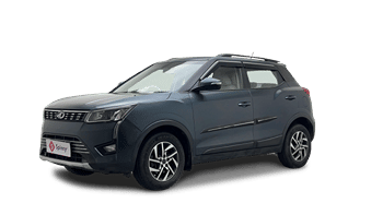 Used 2022 Mahindra XUV 300 W8 (O) 1.2 Petrol Petrol Manual Image
