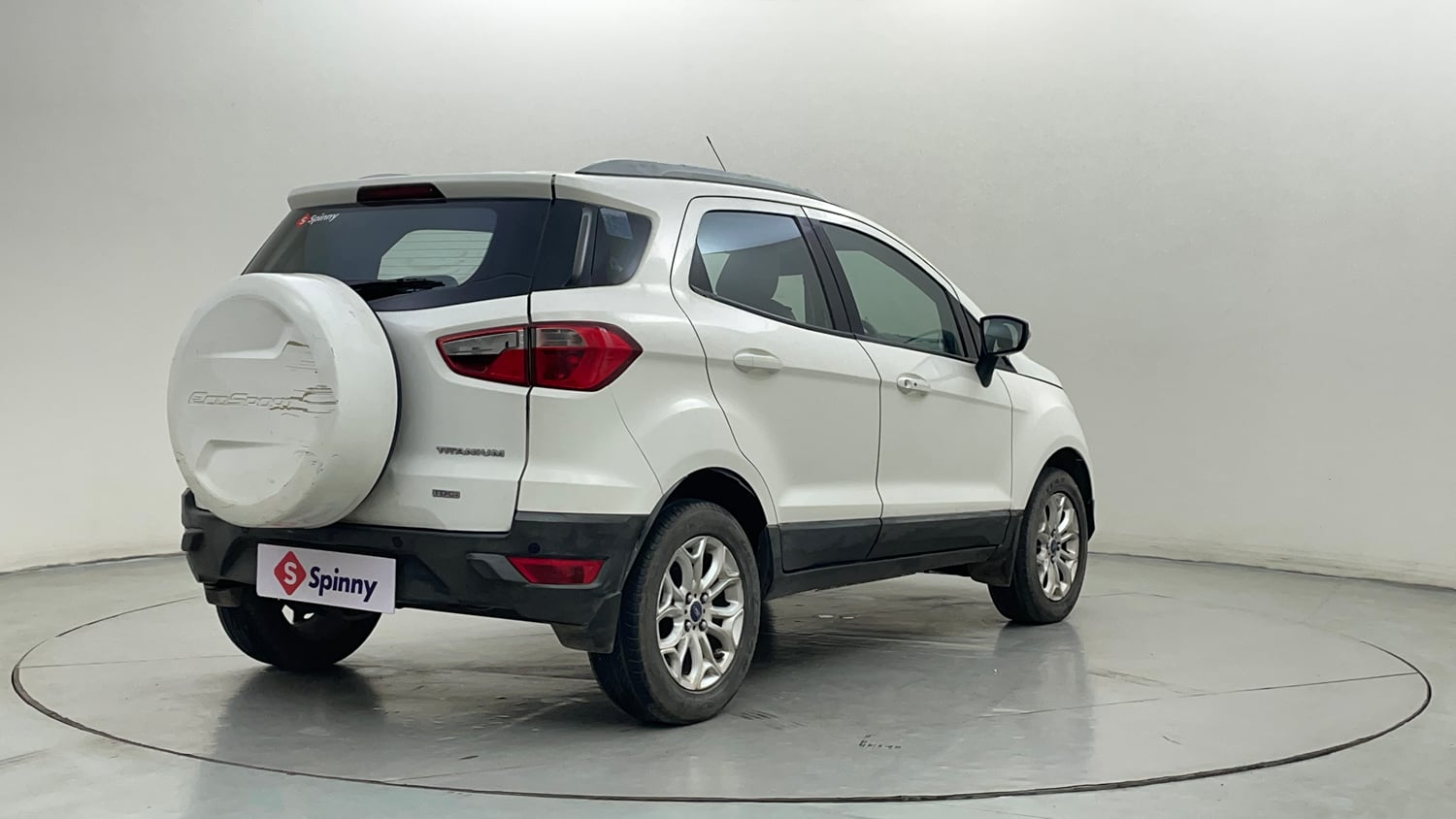 Used 2016 Ford EcoSport Titanium 1.5L TDCi Diesel Manual exterior RIGHT REAR CORNER VIEW