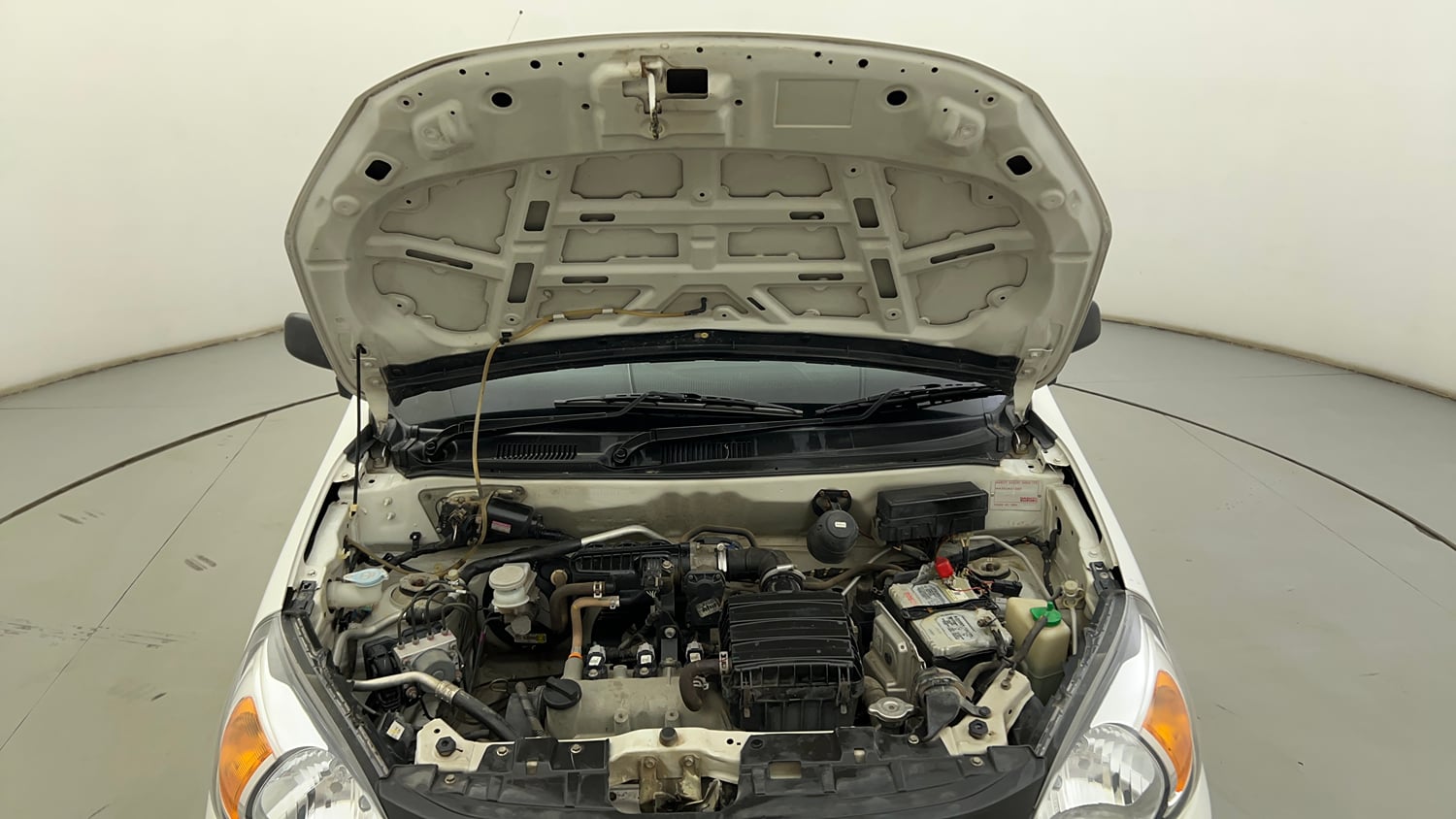 Used 2019 Maruti Suzuki Alto 800 LXi Petrol Manual engine ENGINE & BONNET OPEN FRONT VIEW