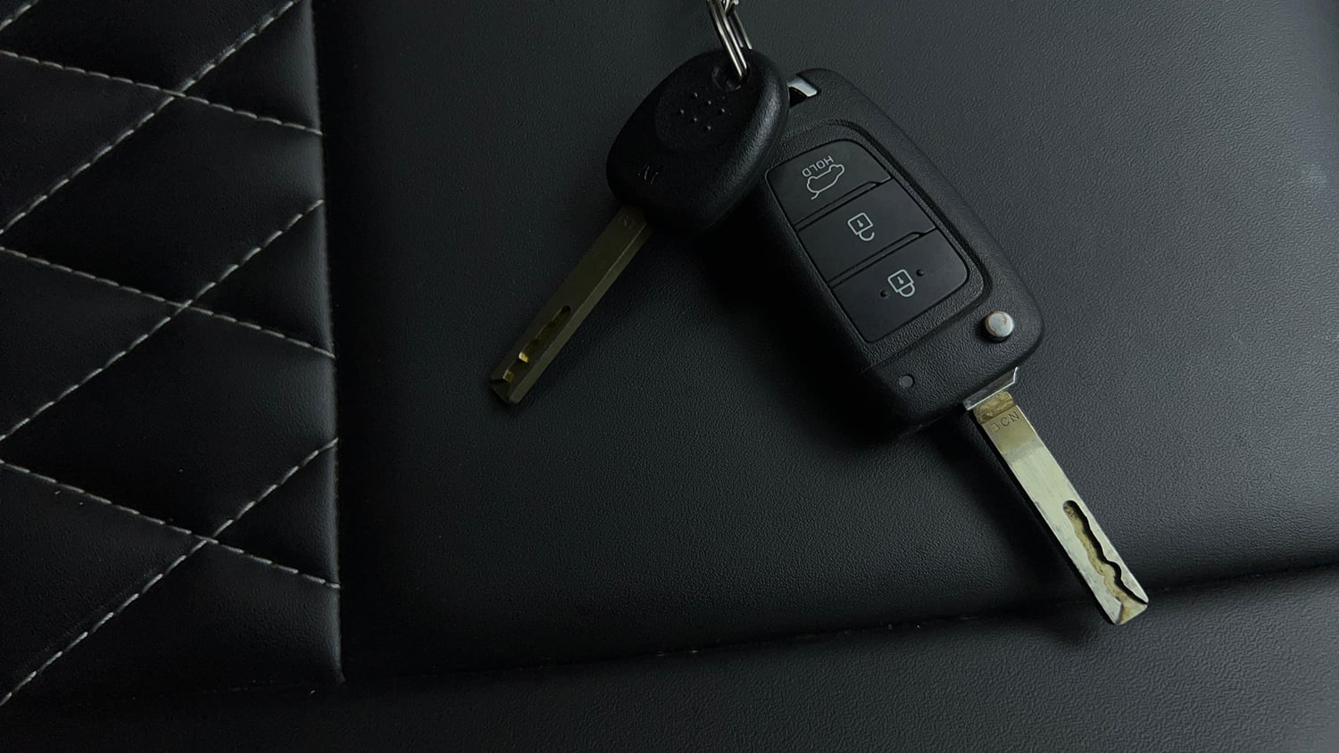 Used 2023 Hyundai New i20 Sportz 1.2 MT Petrol Manual extra CAR KEY VIEW