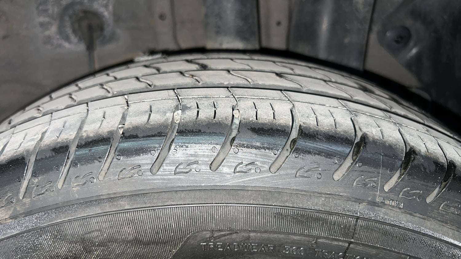 Used 2018 Hyundai Elite i20 Asta 1.2 Petrol Manual tyres LEFT REAR TYRE TREAD VIEW