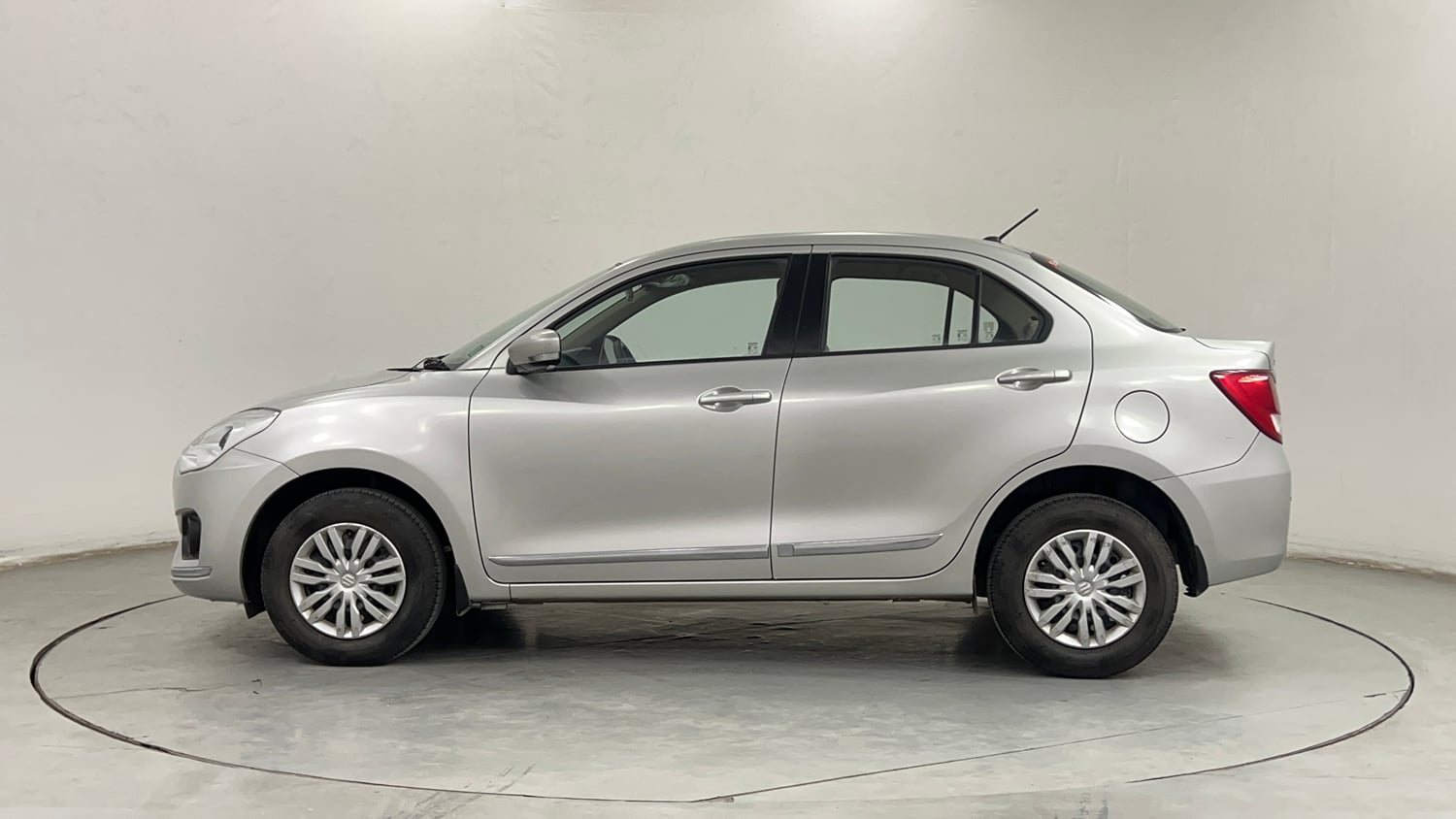 Used 2019 Maruti Suzuki Dzire VXi AMT Petrol Automatic exterior LEFT SIDE VIEW