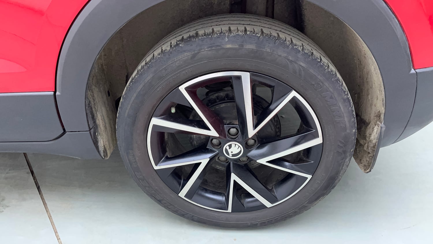 Used 2023 Skoda Kushaq Monte Carlo 1.5L TSI MT Petrol Manual tyres LEFT REAR TYRE RIM VIEW