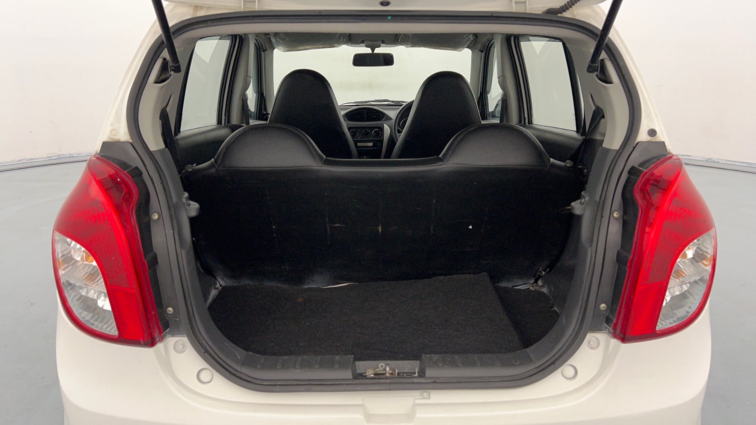 Used 2018 Maruti Suzuki Alto 800 VXi Petrol Manual interior DICKY INSIDE VIEW