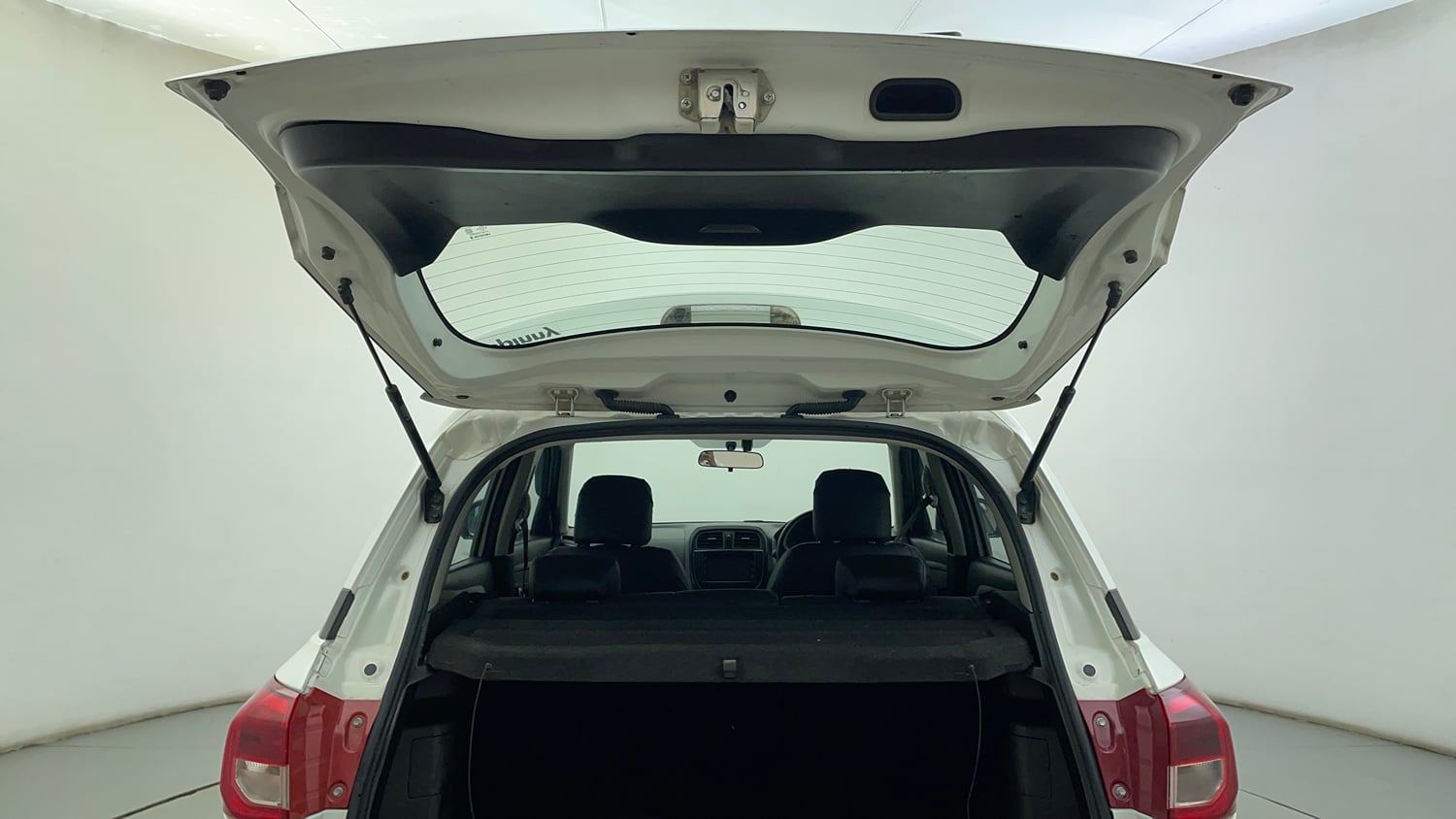 Used 2019 maruti-suzuki Vitara Brezza ZDi Plus AGS Diesel Automatic interior DICKY DOOR OPEN VIEW