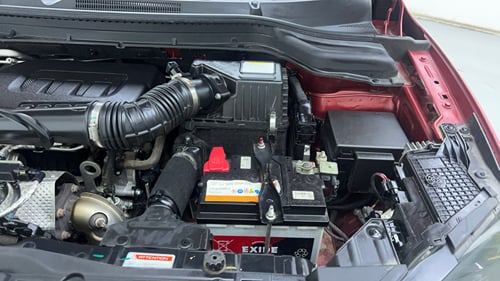 Used 2024 Mahindra XUV 3XO AX7L 1.2 Petrol AT Petrol Automatic engine ENGINE LEFT SIDE VIEW