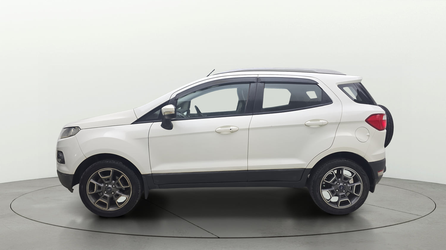 Used 2017 Ford EcoSport Titanium 1.5L TDCi Diesel Manual exterior LEFT SIDE VIEW