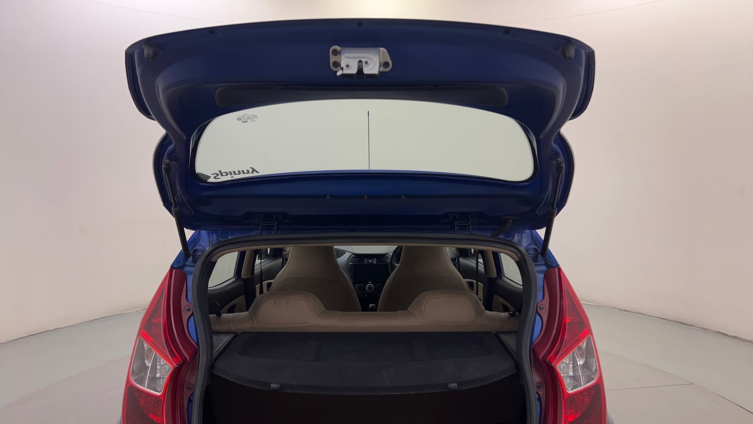 Used 2014 Hyundai Eon Magna + Petrol Manual interior DICKY DOOR OPEN VIEW