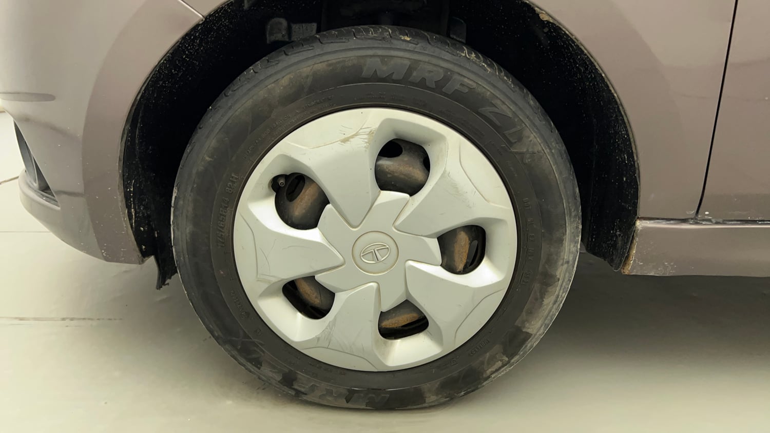 Used 2018 Tata Tiago Revotorq XT Diesel Manual tyres LEFT FRONT TYRE RIM VIEW