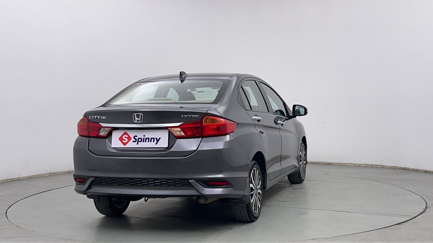 Used 2017 Honda City VX CVT Petrol Petrol Automatic exterior RIGHT REAR CORNER VIEW