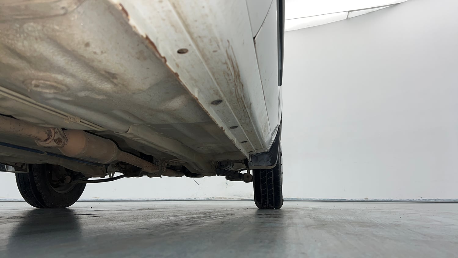 Used 2018 Maruti Suzuki Alto 800 VXi Petrol Manual extra REAR RIGHT UNDERBODY VIEW