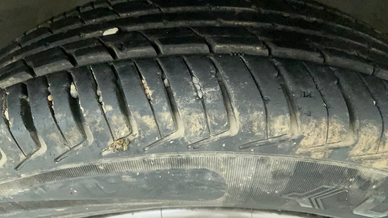 Used 2018 Renault Kwid 1.0 RXL Petrol Manual tyres RIGHT FRONT TYRE TREAD VIEW