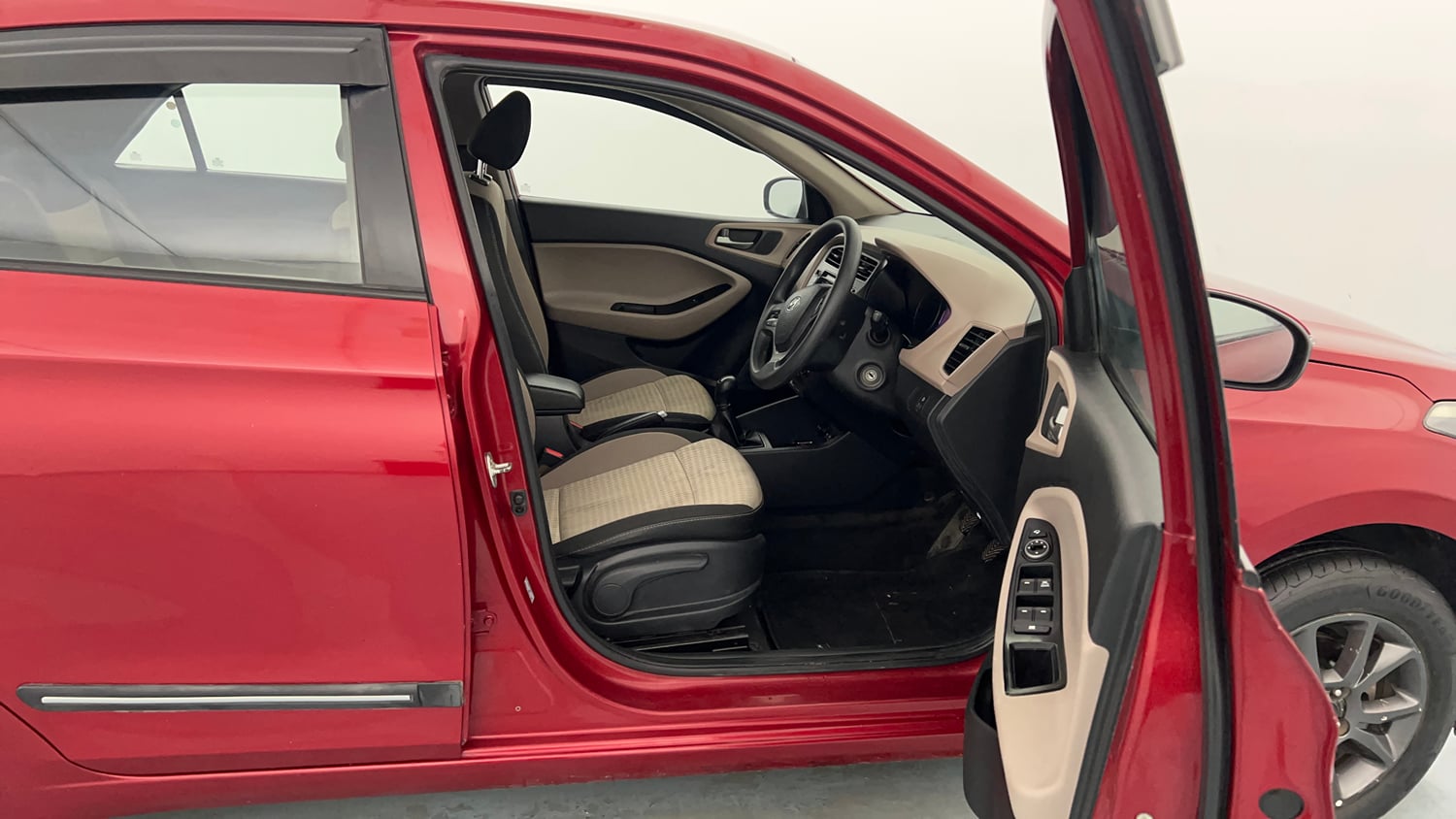 Used 2019 Hyundai Elite i20 Asta 1.2 Petrol Manual interior RIGHT SIDE FRONT DOOR CABIN VIEW